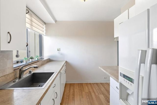 1 Horizon Drive 1209, Fort Lee, NJ 07024