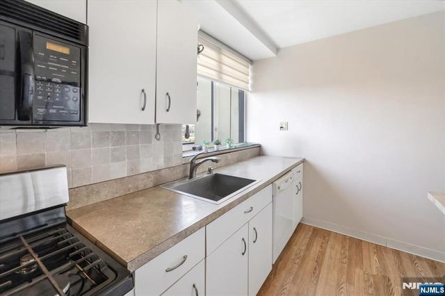 1 Horizon Drive 1209, Fort Lee, NJ 07024