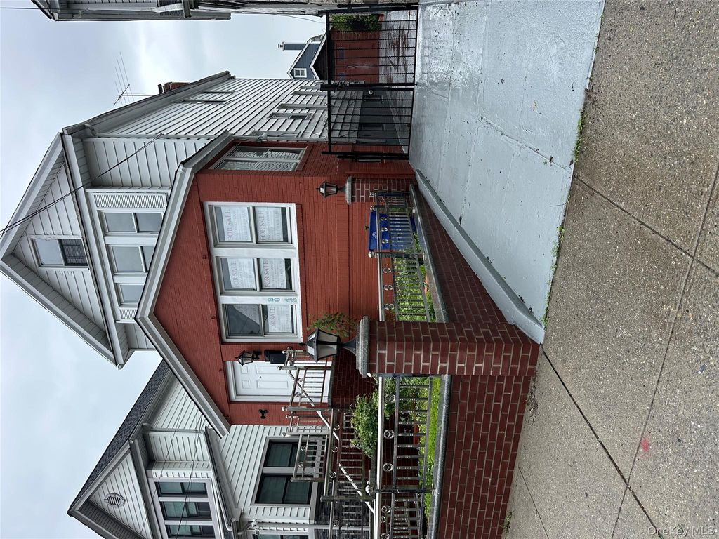 90-43 176th Street, Jamaica, NY 11432