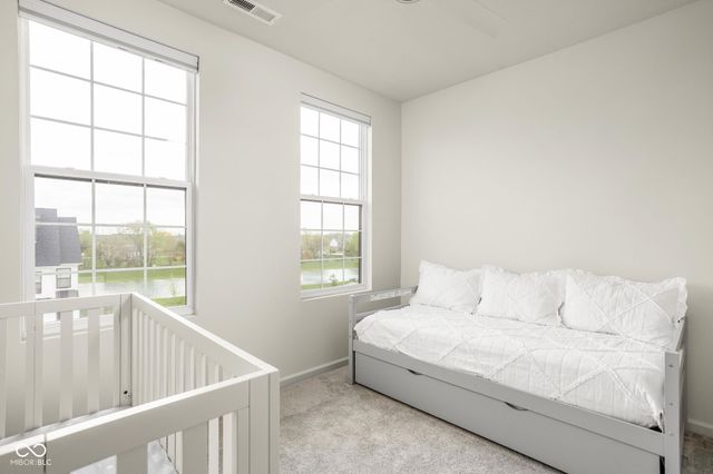 3252 Haflinger Drive, Zionsville, IN 46077