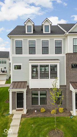 3252 Haflinger Drive, Zionsville, IN 46077