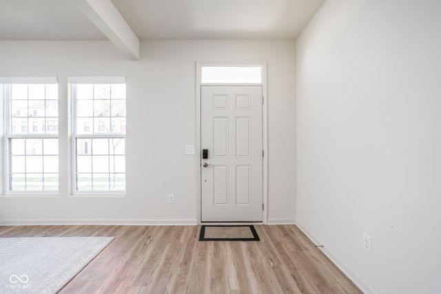 3252 Haflinger Drive, Zionsville, IN 46077