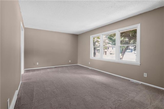 11718 Fuller Avenue, Kansas City, MO 64134