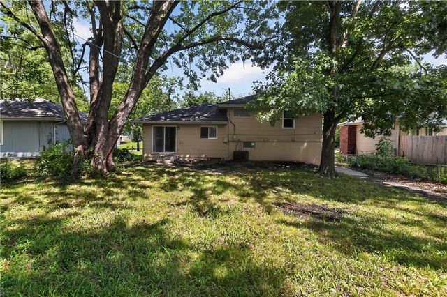 11718 Fuller Avenue, Kansas City, MO 64134