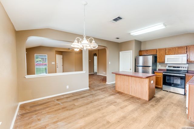 5231 Stormy Trail, San Antonio, TX 78247