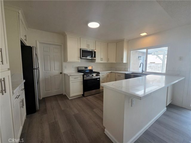 1445 W James Street, Bloomington, CA 92316