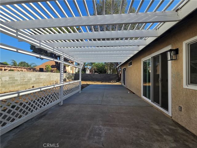 1445 W James Street, Bloomington, CA 92316
