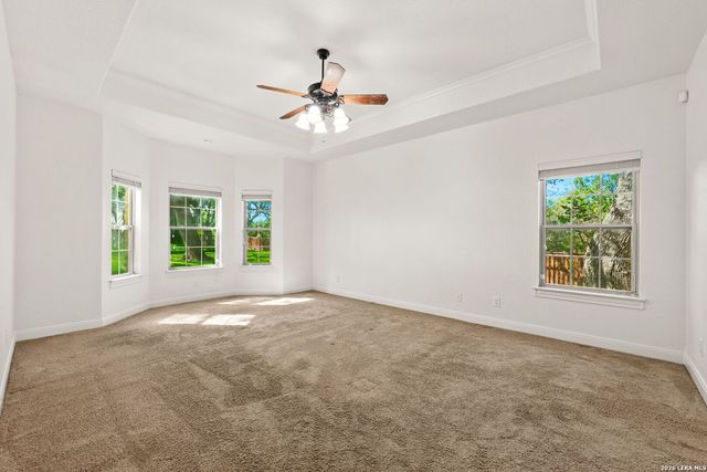 221 WINDSOR DR, Boerne, TX 78006