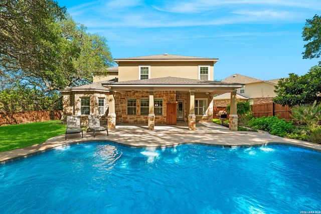 221 WINDSOR DR, Boerne, TX 78006