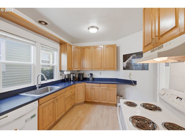 428 Nw 12TH St, Corvallis, OR 97330