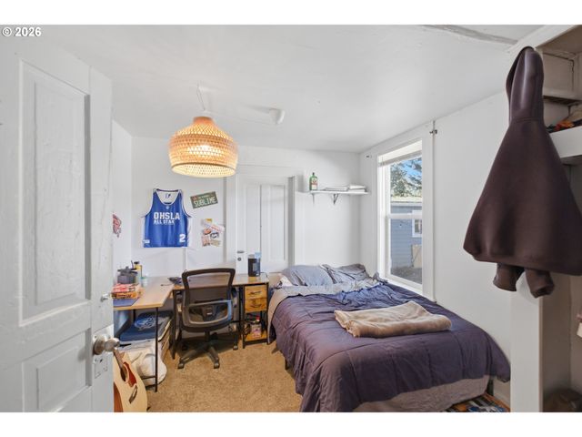 428 Nw 12TH St, Corvallis, OR 97330