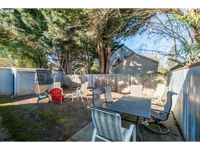 428 Nw 12TH St, Corvallis, OR 97330