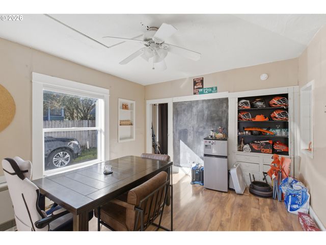 428 Nw 12TH St, Corvallis, OR 97330