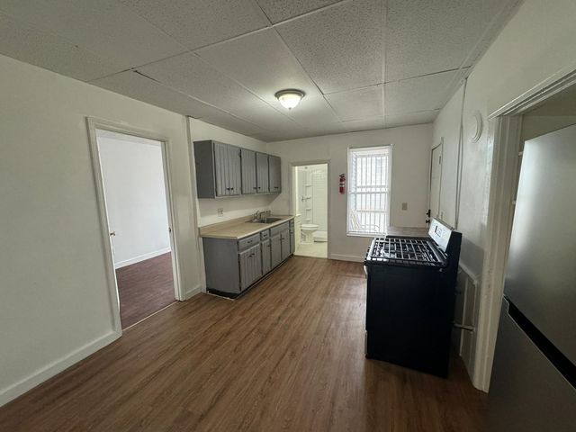 187,355-357,489 Merrimack, & Pine Street, Manchester, NH 03104