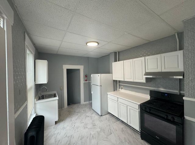 187,355-357,489 Merrimack, & Pine Street, Manchester, NH 03104