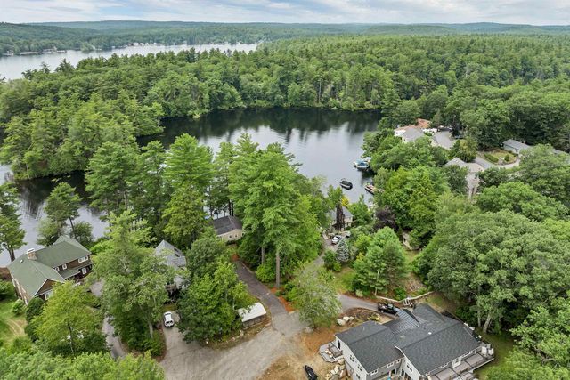 9 Valcat Lane, Atkinson, NH 03811