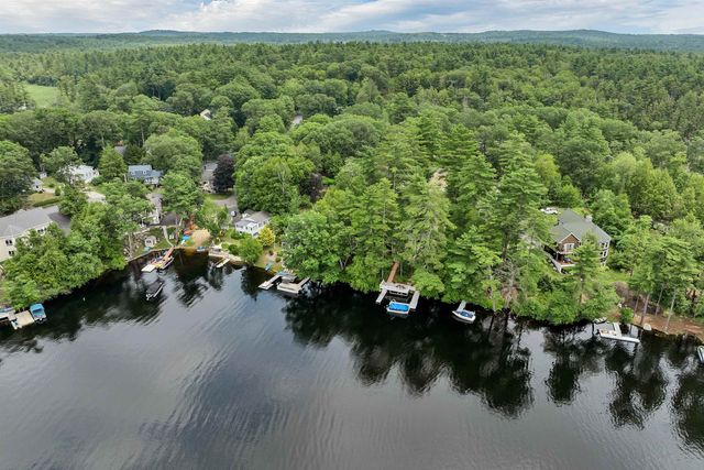 9 Valcat Lane, Atkinson, NH 03811