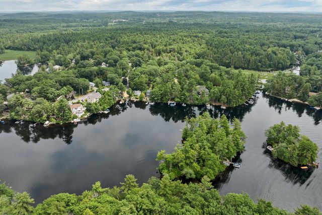 9 Valcat Lane, Atkinson, NH 03811