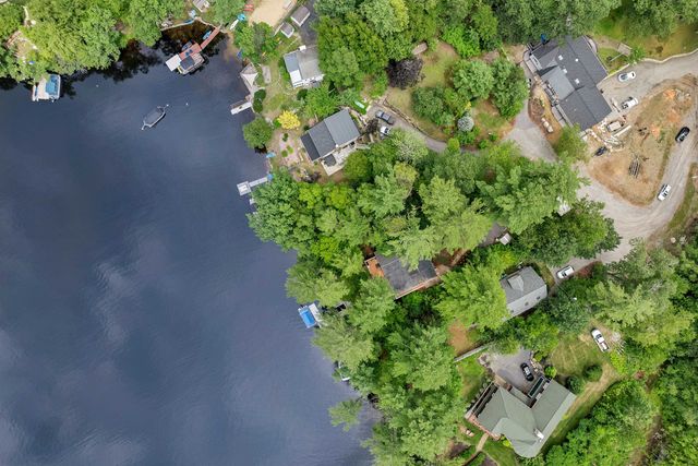 9 Valcat Lane, Atkinson, NH 03811