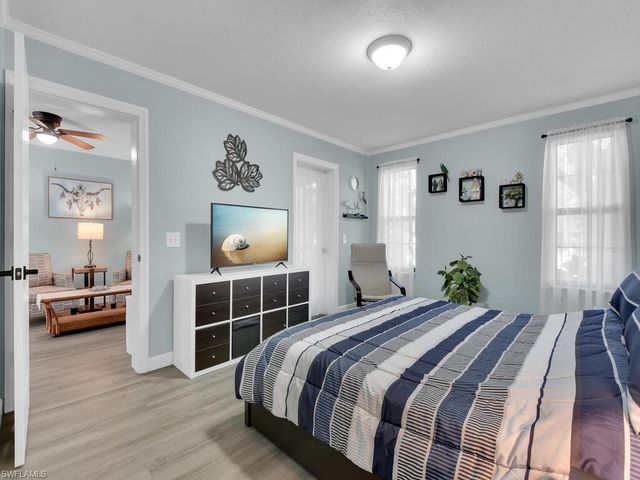 5371 Treetops DR # M103, Naples, FL 34113