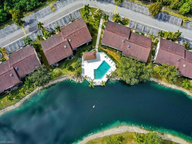 5371 Treetops DR # M103, Naples, FL 34113