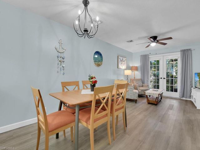 5371 Treetops DR # M103, Naples, FL 34113