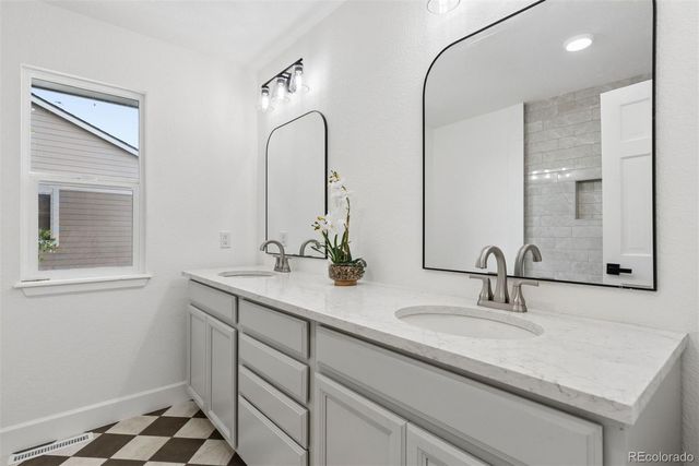 16526 E Alamo Place, Centennial, CO 80115