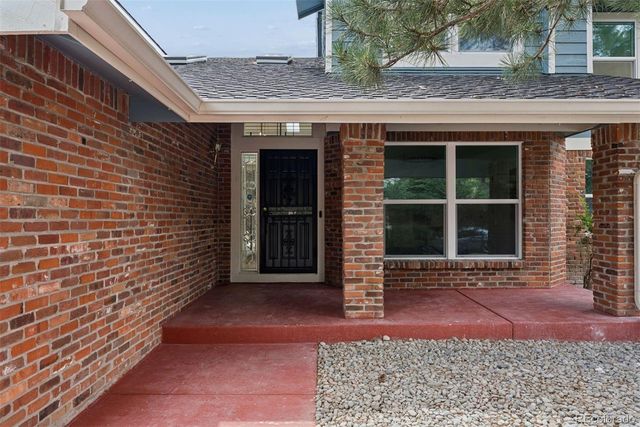 16526 E Alamo Place, Centennial, CO 80115
