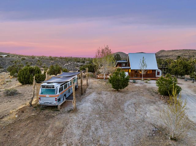 1102 Burlington Road, Pioneertown, CA 92268