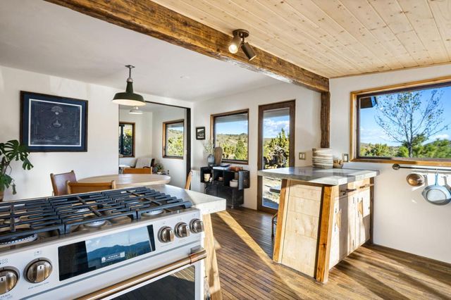 1102 Burlington Road, Pioneertown, CA 92268