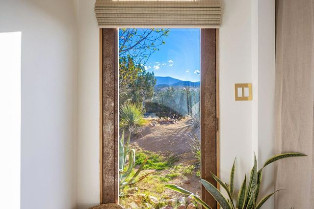 1102 Burlington Road, Pioneertown, CA 92268