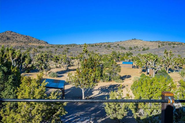 1102 Burlington Road, Pioneertown, CA 92268