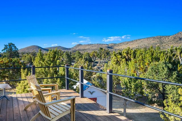 1102 Burlington Road, Pioneertown, CA 92268