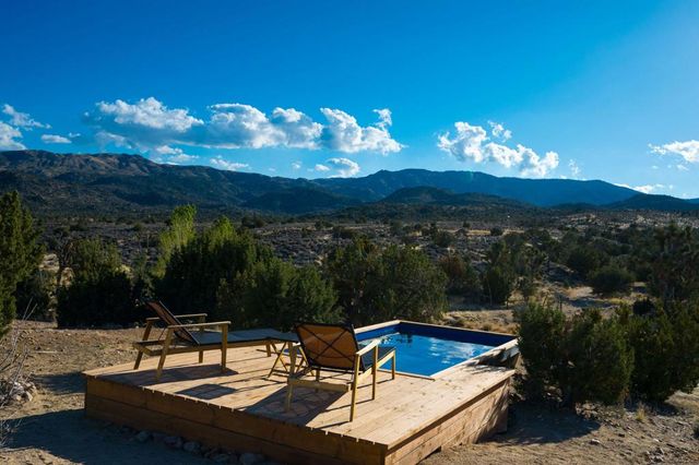 1102 Burlington Road, Pioneertown, CA 92268