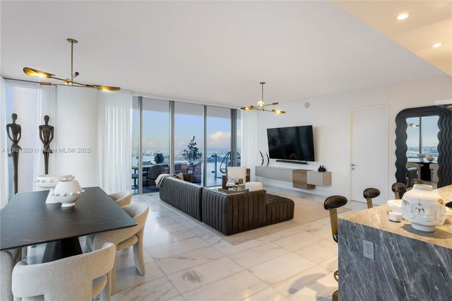 700 NE 26th Ter 5201, Miami, FL 33137