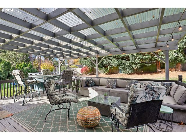 2506 Ne 100TH St, Vancouver, WA 98686