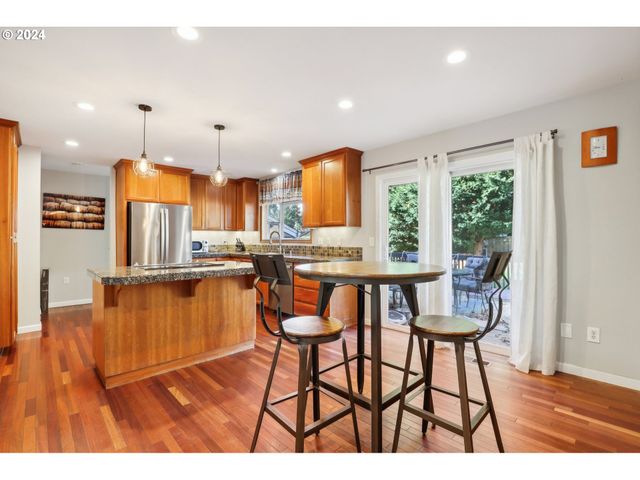 2506 Ne 100TH St, Vancouver, WA 98686