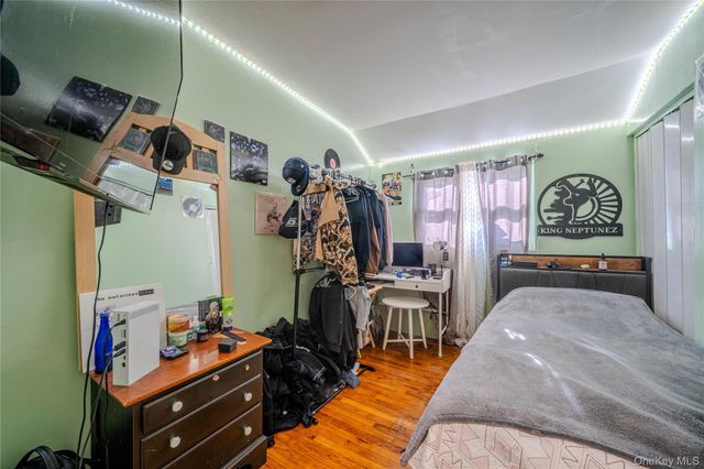 72 Cranberry Street, Central Islip, NY 11722