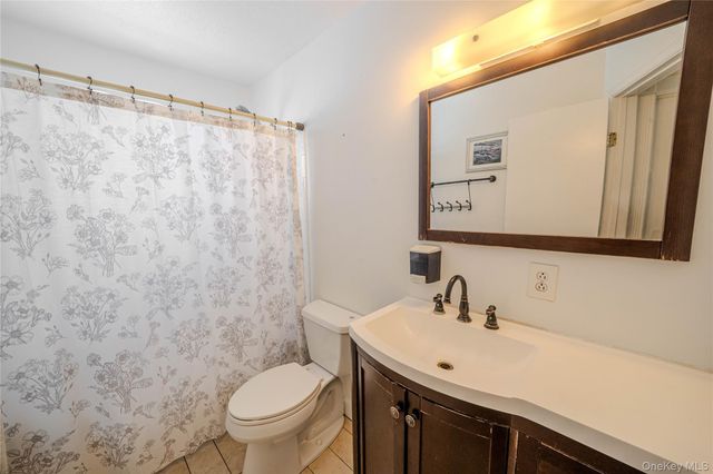 72 Cranberry Street, Central Islip, NY 11722