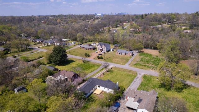 322 Wimpole Dr, Nashville, TN 37211