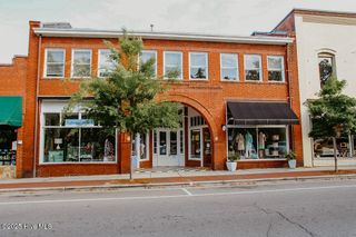 164 NW Broad Street 3rd Floor, Southern Pines, NC 28387