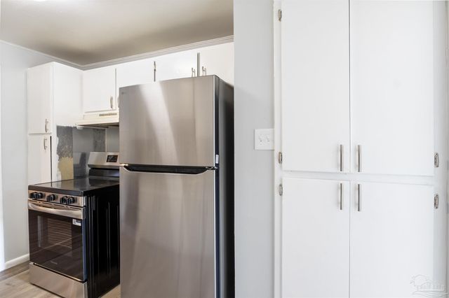 5107 Burlington Ave, Pensacola, FL 32505