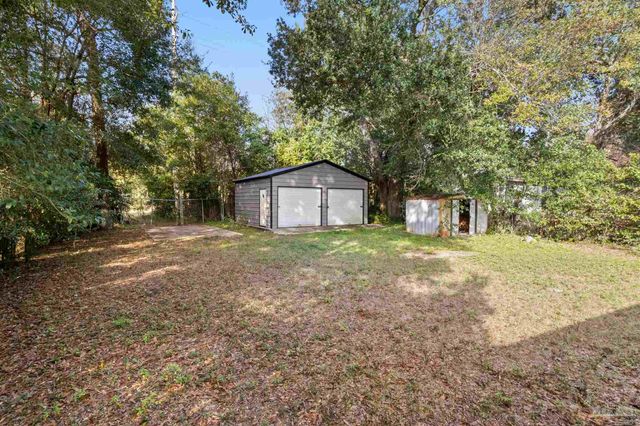 5107 Burlington Ave, Pensacola, FL 32505