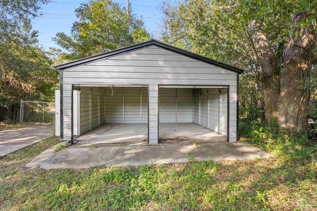5107 Burlington Ave, Pensacola, FL 32505