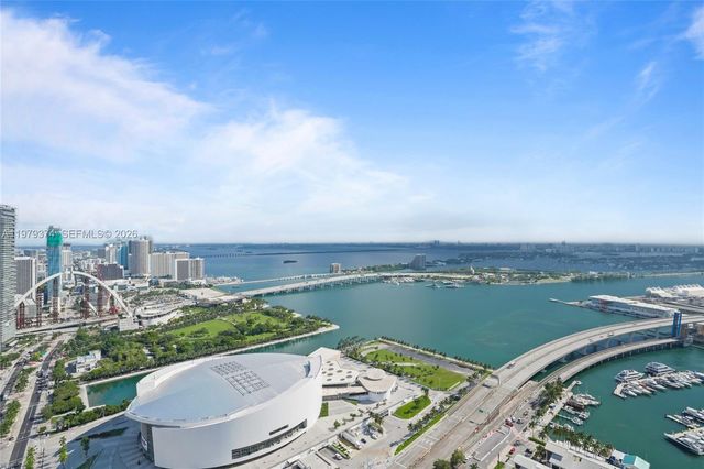 398 NE 5th St 4410, Miami, FL 33132