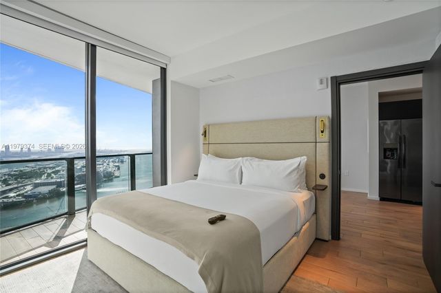 398 NE 5th St 4410, Miami, FL 33132