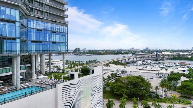 398 NE 5th St 4410, Miami, FL 33132