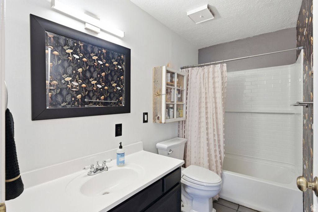 Image 13 of property listing at 575 ASPEN DR, Park City, UT 84098