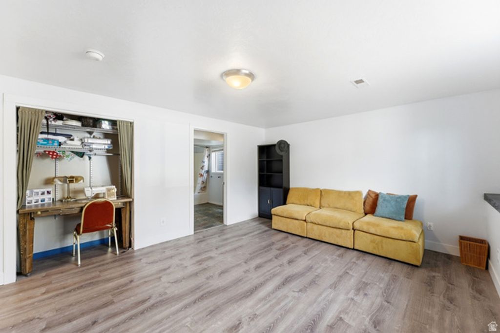 Image 22 of property listing at 575 ASPEN DR, Park City, UT 84098