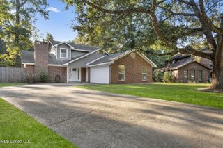 3824 Kendale Drive, Gautier, MS 39553